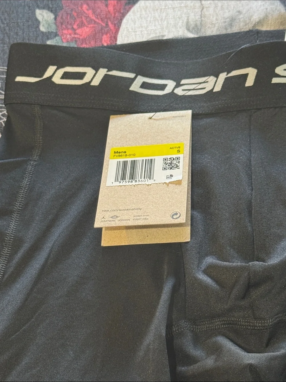 NWT NIKE DRI-FIT AIR JORDAN SPORT BLACK/WHITE COMPRESSION SHORTS SZ MENS SMALL